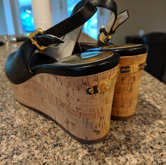 Michael Kors women's sandals - Picture 4 of 4